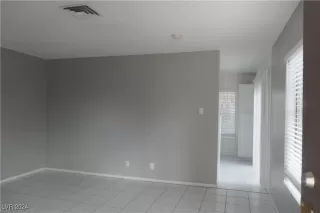 Photo #4: 2615501 Listing 