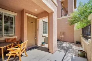 Photo #2: 2615509 Listing