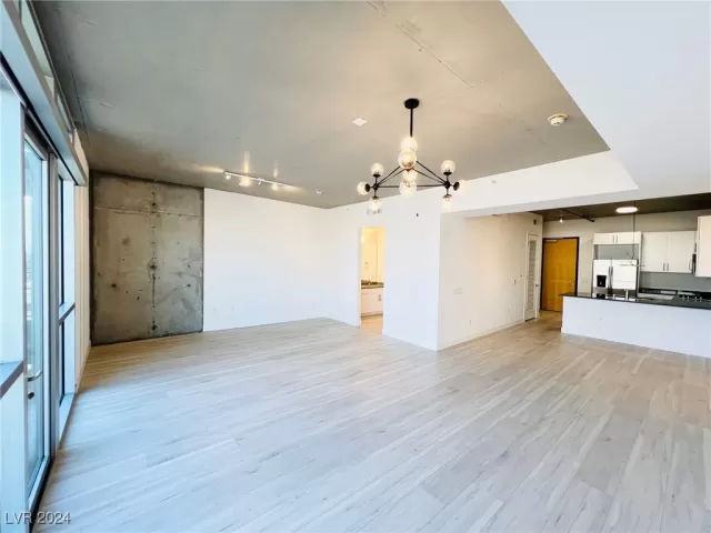 MLS: 2615539 Condo For Sale