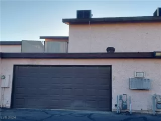 Photo #1: 2615541 Listing 