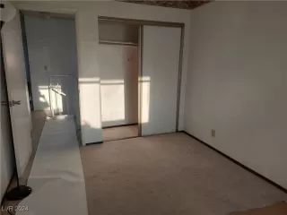 Photo #6: 2615541 Listing 