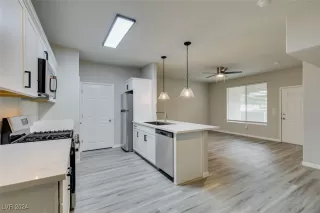 Photo #1: 2615550 Listing 