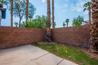 Photo #1: 2615560 Listing