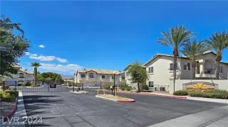 Photo #3: 2615570 Listing