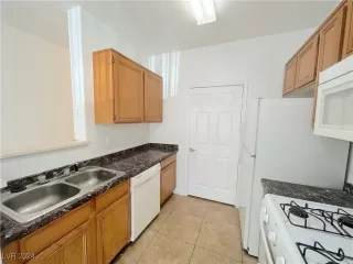 Photo #1: 2615583 Listing 