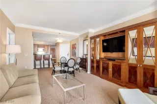 Photo #6: 2615595 Listing