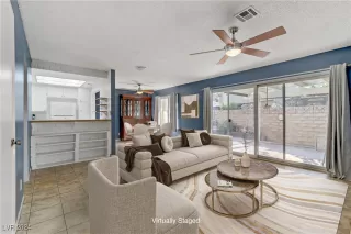 Photo #3: 2615596 Listing