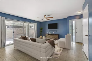 Photo #5: 2615596 Listing