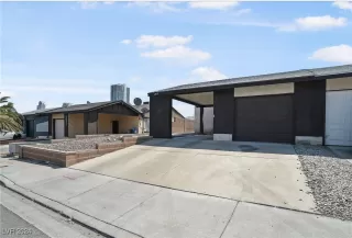 Photo #1: 2615597 Listing 