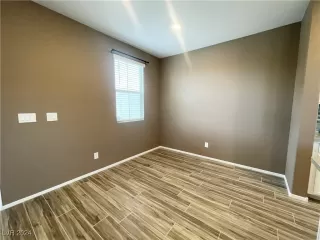 Photo #5: 2615638 Listing 