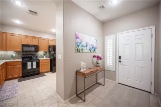 Photo #4: 2615649 Listing