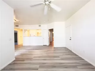 Photo #2: 2615664 Listing 