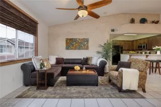 Photo #1: 2615667 Listing 