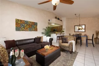 Photo #2: 2615667 Listing 