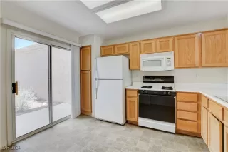 Photo #6: 2615680 Listing 