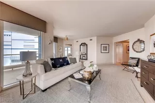 Photo #1: 2615682 Listing 