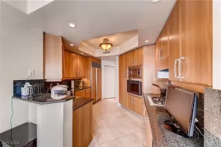 Photo #4: 2615682 Listing 