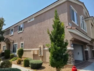 Photo #1: 2615700 Listing 