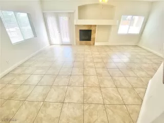 Photo #6: 2615700 Listing 