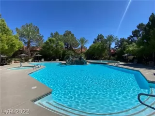 Photo #2: 2615708 Listing 