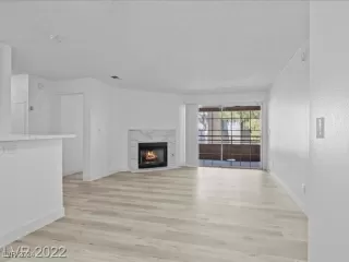 Photo #3: 2615708 Listing 