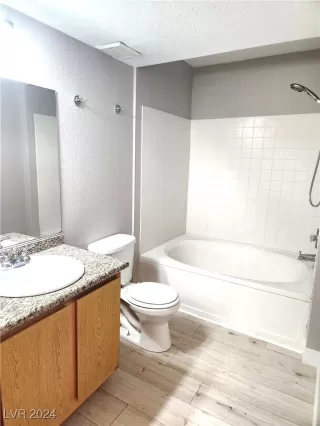 Photo #3: 2615710 Listing 