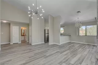 Photo #3: 2615728 Listing 