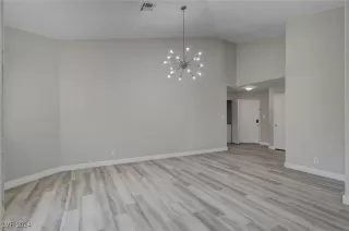 Photo #6: 2615728 Listing 