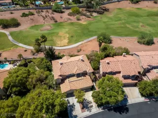 Photo #2: 2615762 Listing