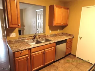 Photo #6: 2615807 Listing 