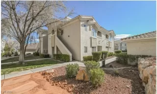 Photo #2: 2615808 Listing