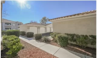 Photo #6: 2615808 Listing