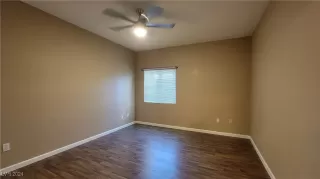 Photo #6: 2615858 Listing