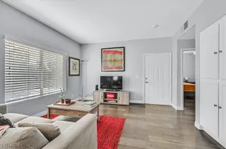 Photo #4: 2615886 Listing 