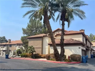 Photo #1: 2615892 Listing 