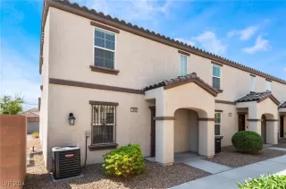 Photo #2: 2615908 Listing 