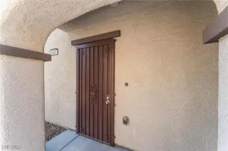 Photo #3: 2615908 Listing 