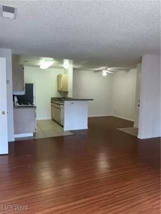 Photo #4: 2615922 Listing 
