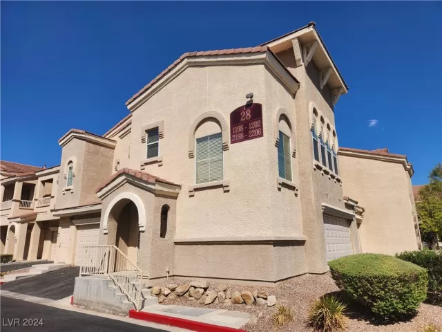 MLS: 2615938 Condo For Sale