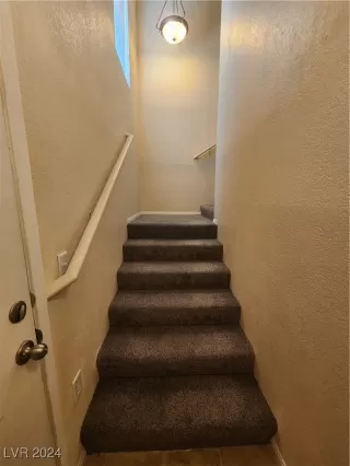 Photo #2: 2615938 Listing 