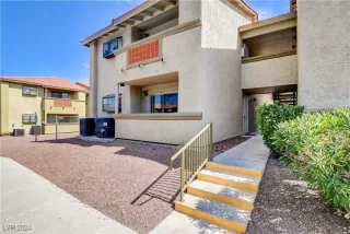 Photo #5: 2615944 Listing 