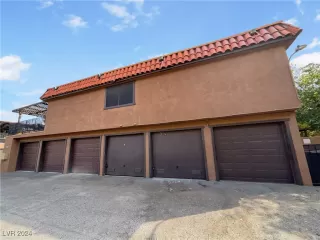 Photo #1: 2615970 Listing 