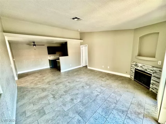 MLS: 2616008 Condo For Sale