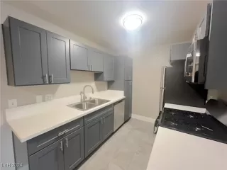 Photo #3: 2616008 Listing 