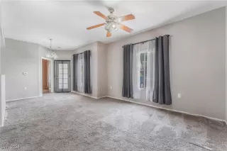 Photo #4: 2616018 Listing