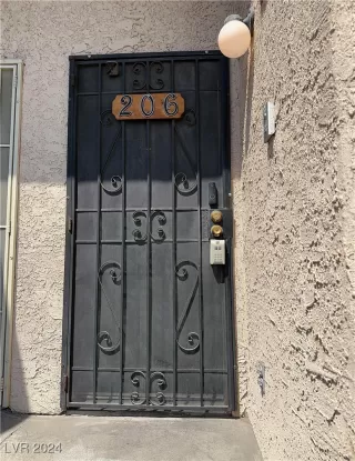 Photo #1: 2616033 Listing 