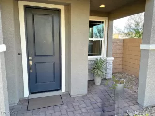 Photo #3: 2616058 Listing