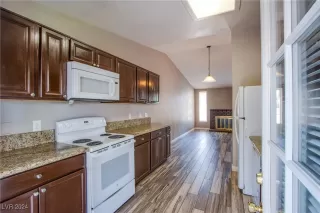 Photo #5: 2616140 Listing