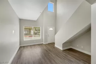 Photo #2: 2616178 Listing 