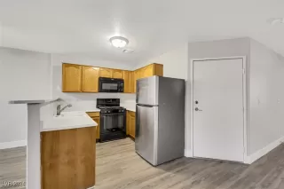 Photo #2: 2616182 Listing 